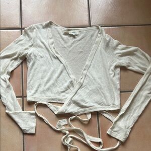 OZMA crop wrap long sleeve top